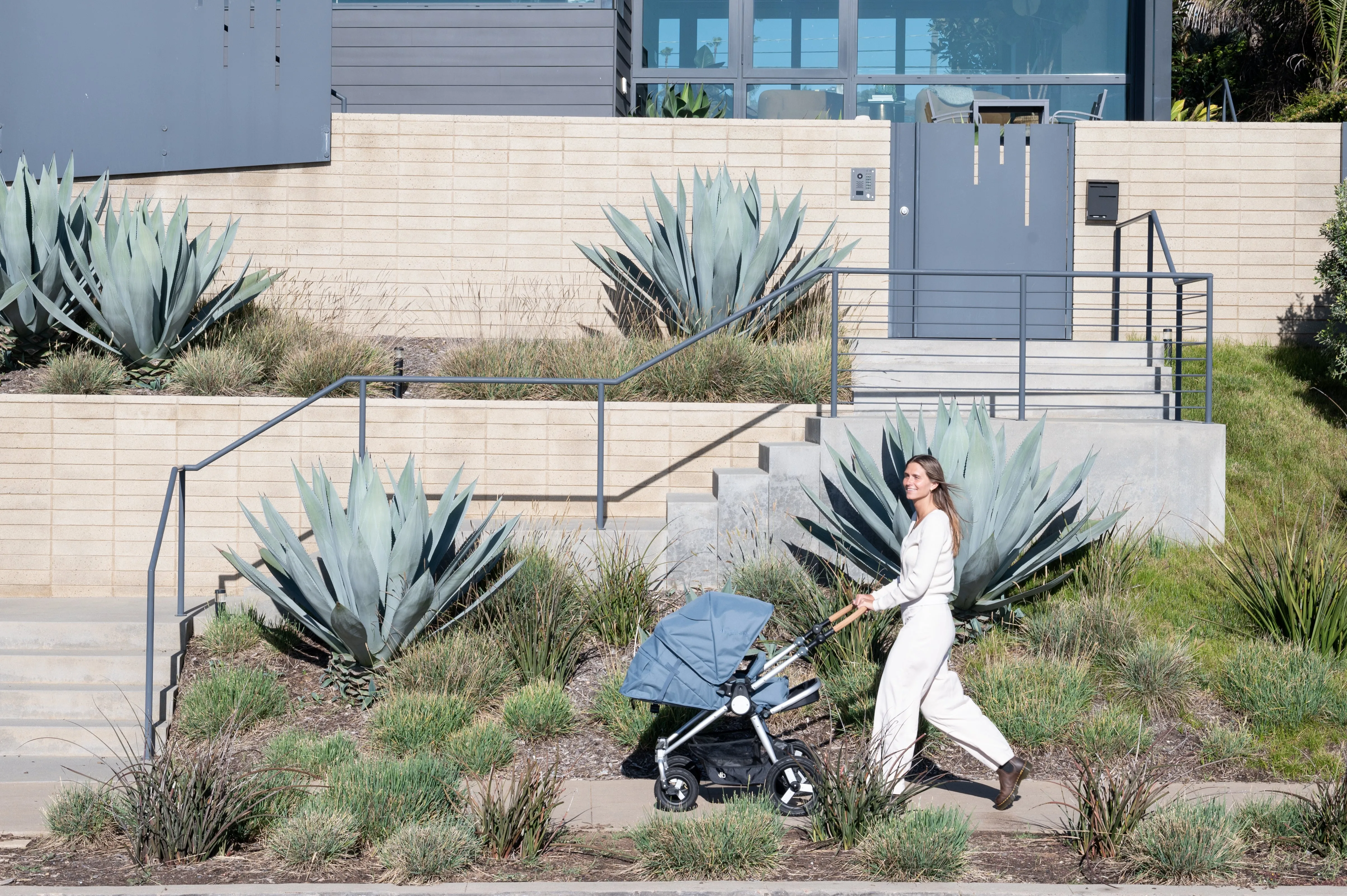 2024 Bumbleride Era - Reversible Stroller