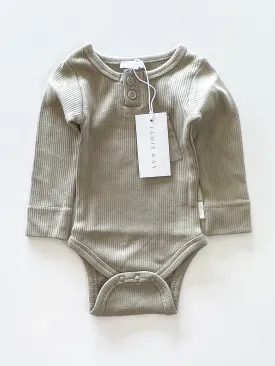 BNWT Jamie Kay organic fine rib bodysuit - twig (0-3m)