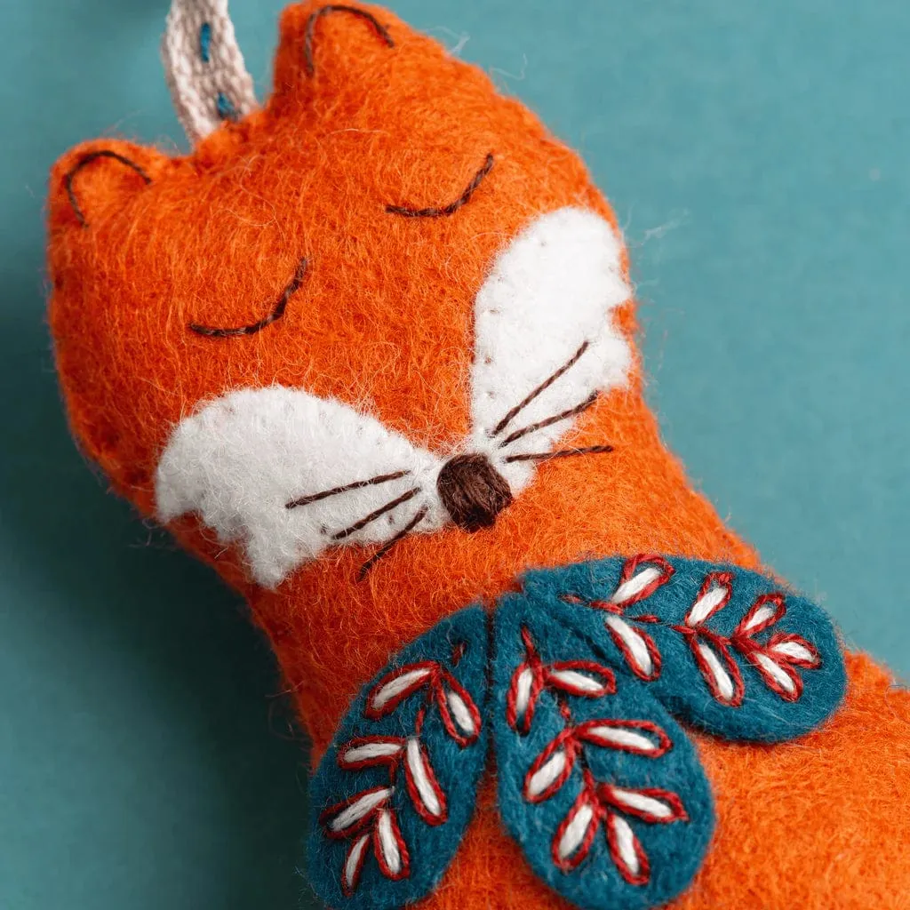 Folk Fox Ornament - Corinne Lapierre Embroidery Kit