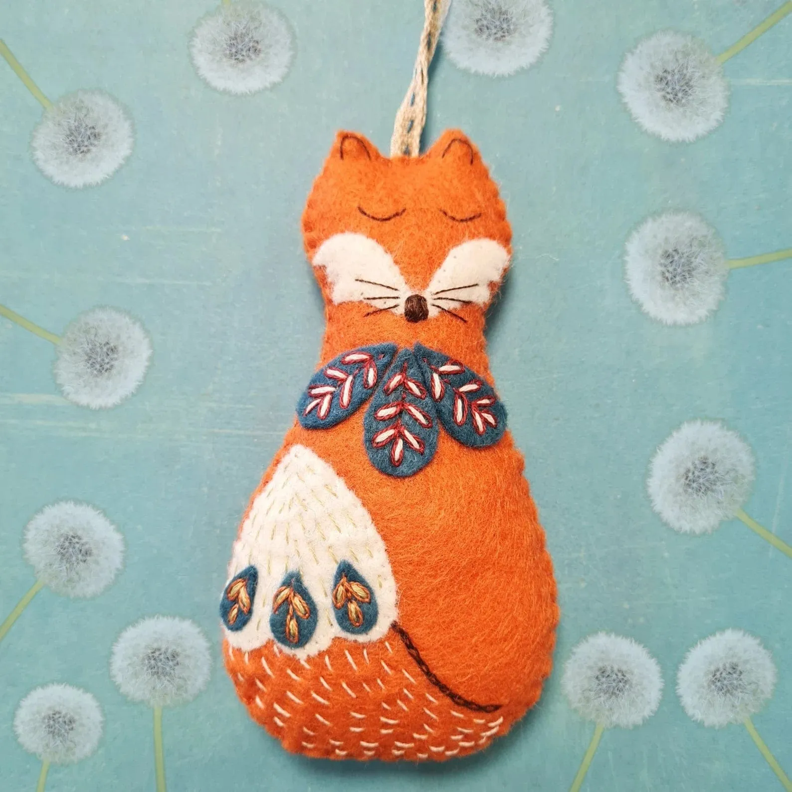 Folk Fox Ornament - Corinne Lapierre Embroidery Kit