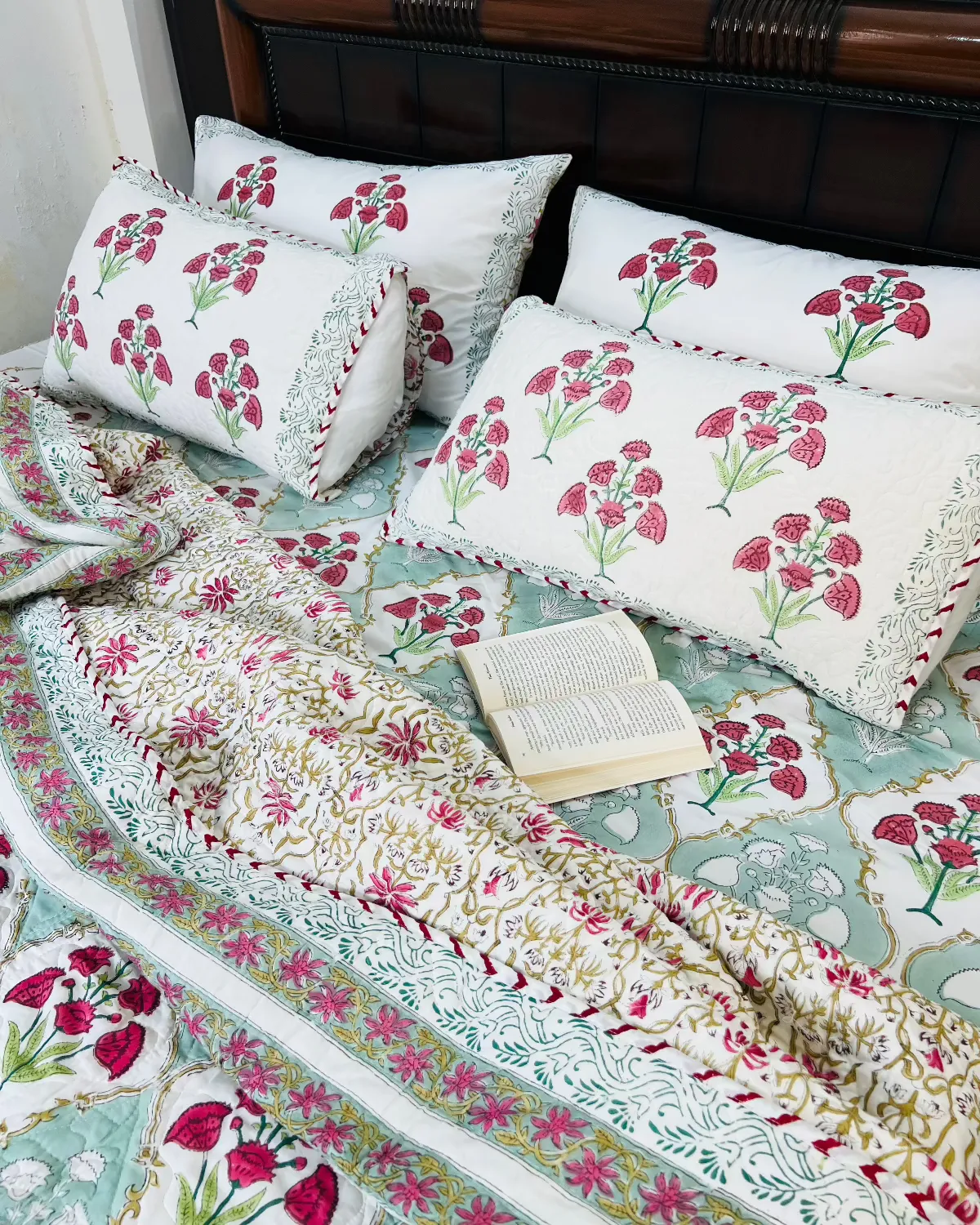 Madhuban Bedcover Bedding Set