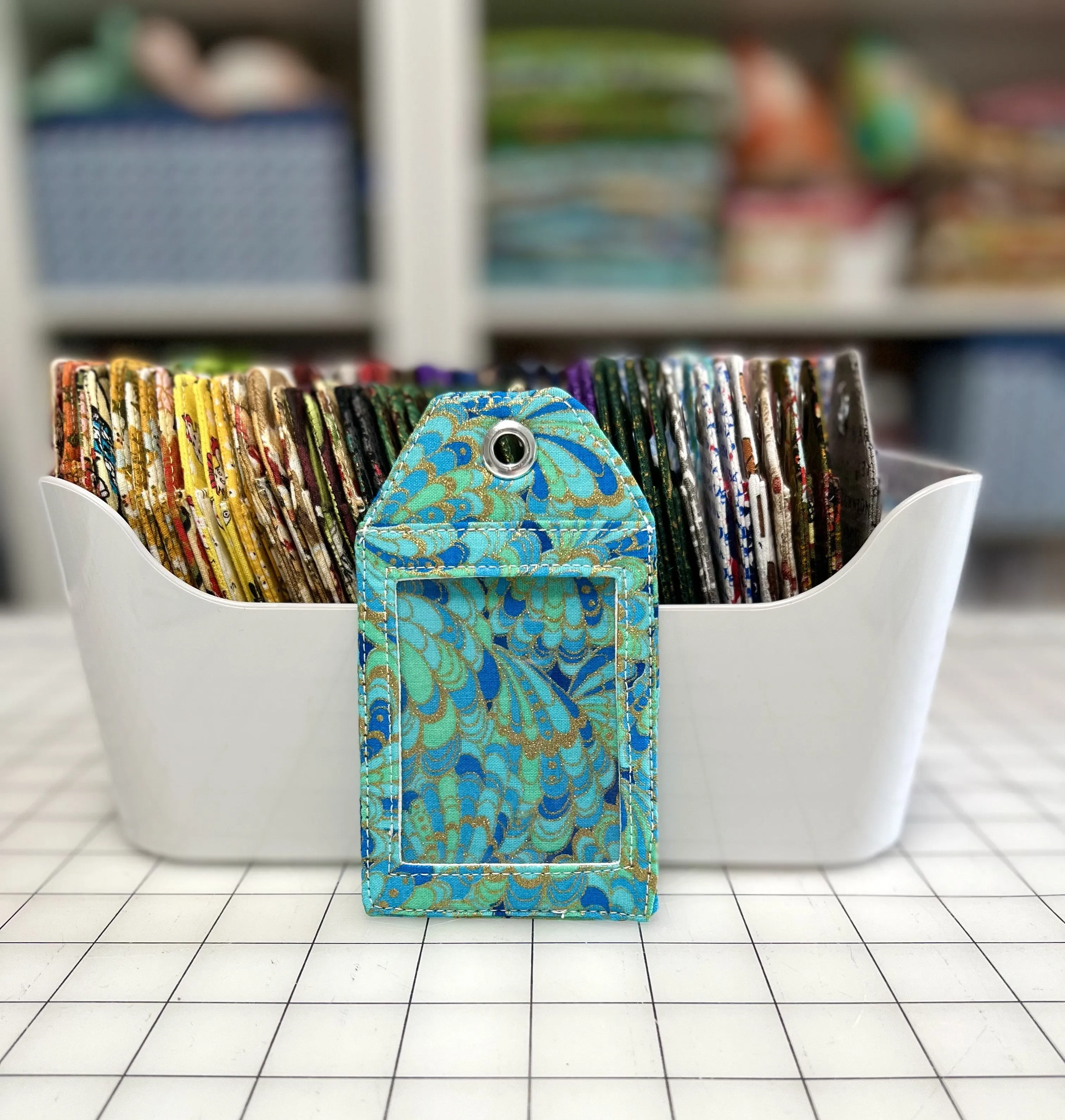 Pick any luggage tags; Fabric tags; ID tag; name tags - blue